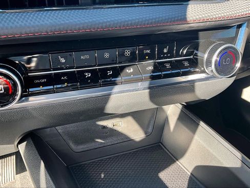 New 2026 Chevrolet Equinox RS w/ Safety and Technology Package image 17