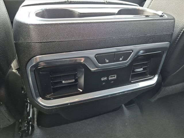 Used 2023 GMC Sierra 1500 Denali w/ Technology Package AWD/4WD image 16