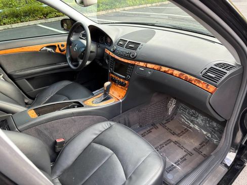 Used 2006 Mercedes-Benz E 350 Sedan image 13