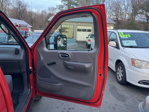 Used 2003 Ford F150 XL image 19