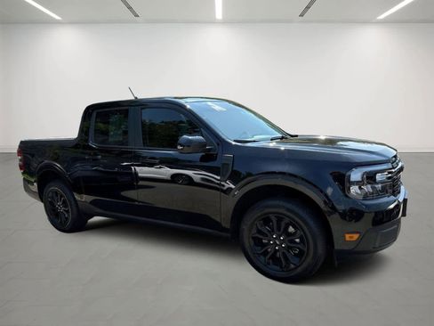 Used 2024 Ford Maverick Lariat w/ Black Appearance Package image 5