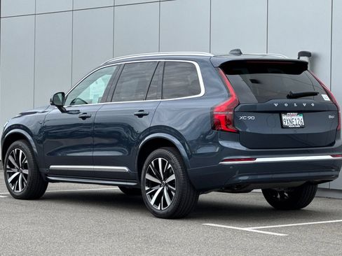 Certified 2026 Volvo XC90 B6 Core AWD/4WD image 3