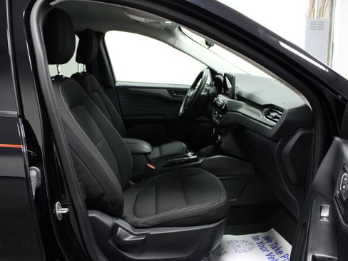 Used 2024 Ford Escape Active image 16