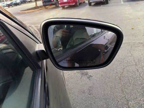 Used 2022 Ford Escape SEL image 6