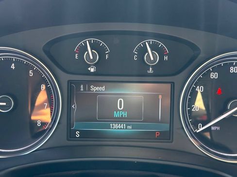 Used 2019 Buick Enclave Essence FWD image 51