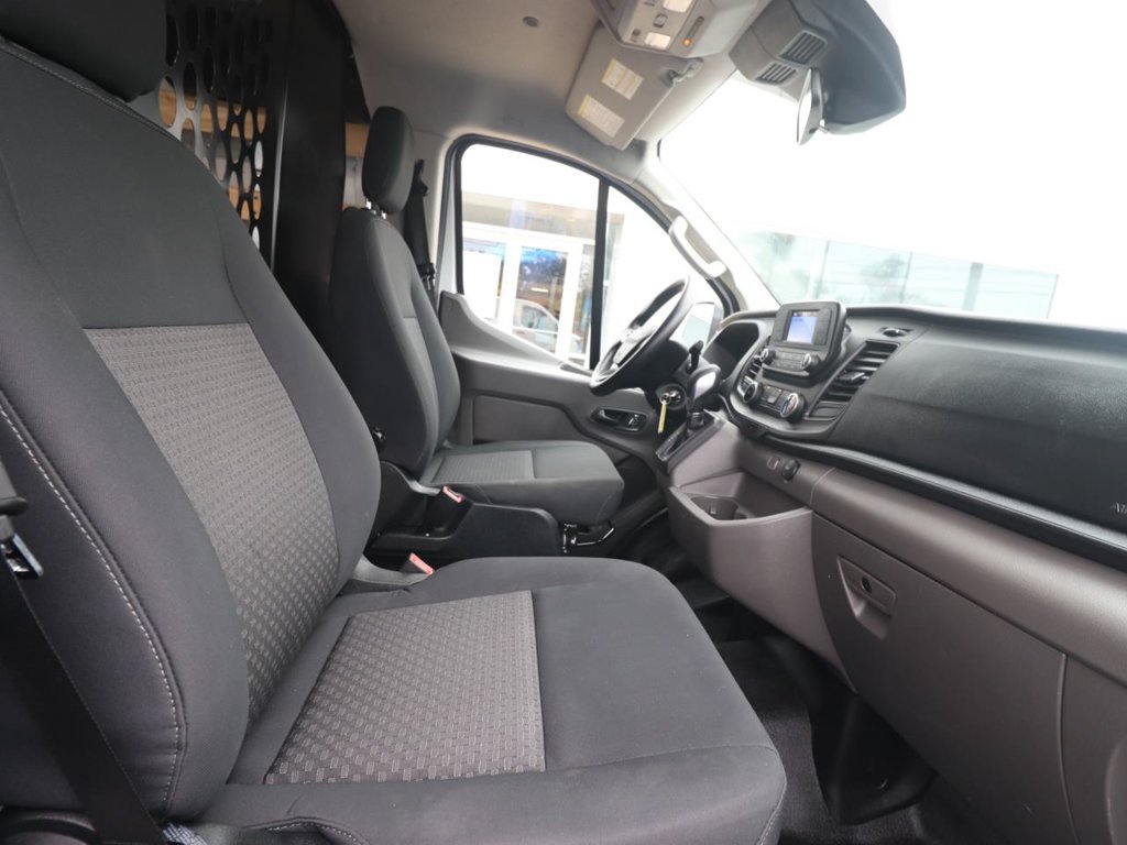 Used 2025 Ford Transit 250 Low Roof w/ Exterior Upgrade Package RWD image 9