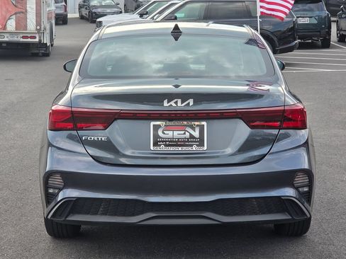 Used 2023 Kia Forte LXS FWD image 5