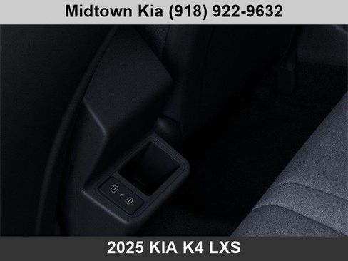 New 2025 Kia K4 LXS image 26