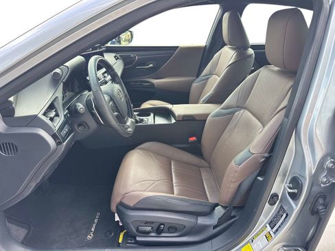 Used 2024 Lexus ES 350 Ultra Luxury w/ Accessory Package (Z2) FWD image 20