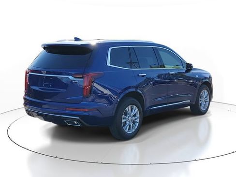 Certified 2024 Cadillac XT6 Luxury w/ LPO, Floor Liner Package AWD/4WD image 4