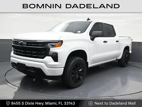 Used 2024 Chevrolet Silverado 1500 Custom AWD/4WD image 1