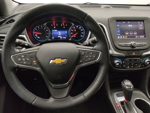 Used 2020 Chevrolet Equinox LT AWD/4WD image 22