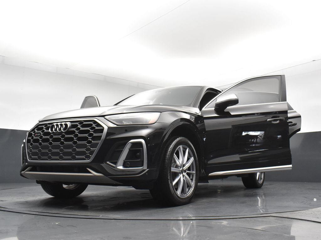 Used 2023 Audi SQ5 Premium Plus w/ Premium Plus Package AWD/4WD image 30