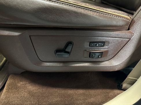 Used 2014 RAM 1500 Laramie Longhorn w/ Convenience Group AWD/4WD image 11