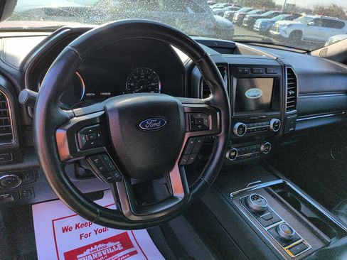 Used 2021 Ford Expedition Limited image 9
