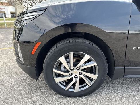 Certified 2024 Chevrolet Equinox LT w/ LPO, Floor Liner Package image 18