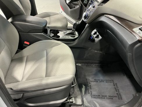 Used 2019 Hyundai Santa Fe XL SE image 23