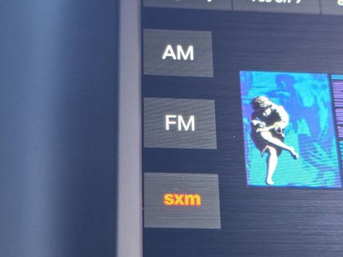 Used 2021 RAM 1500 Laramie image 23