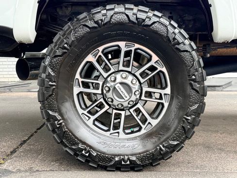 Used 2022 Ford F350 King Ranch w/ Tremor Off-Road Package AWD/4WD image 13