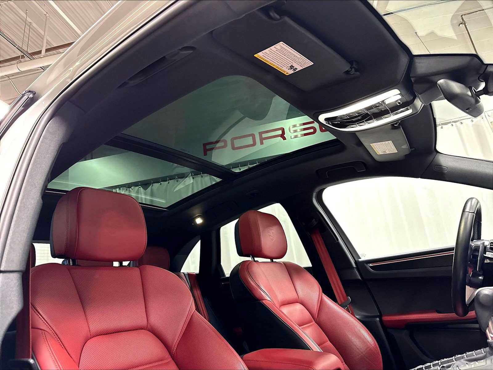Used 2021 Porsche Macan GTS AWD/4WD image 27