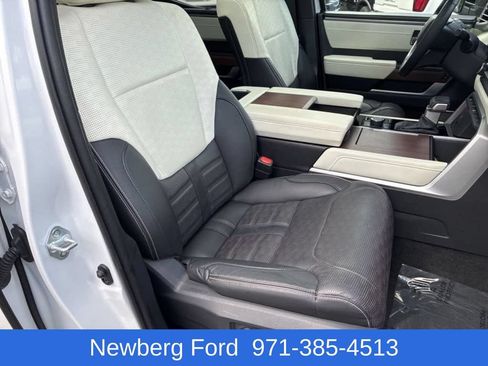 Used 2023 Toyota Tundra Capstone AWD/4WD image 30