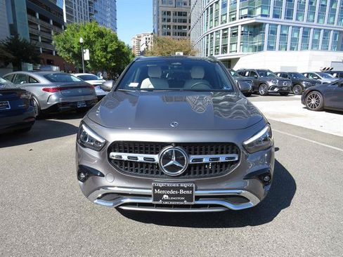 Used 2026 Mercedes-Benz GLA 250 4MATIC image 6