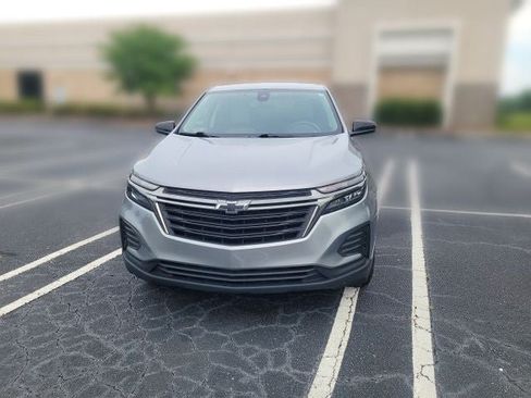 Used 2023 Chevrolet Equinox LS w/ LS Convenience Package FWD image 6