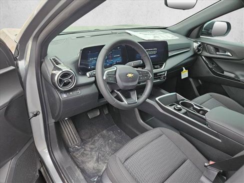 New 2026 Chevrolet Equinox LT w/ Safety and Technology Package image 12