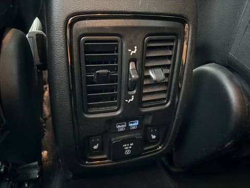 Used 2019 Dodge Durango R/T w/ Trailer Tow Group IV AWD/4WD image 12