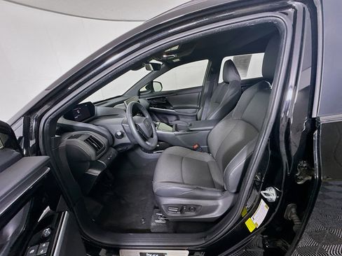 Used 2025 Toyota bZ4X FWD image 13