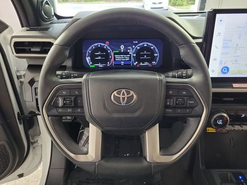 Used 2026 Toyota 4Runner Limited AWD/4WD image 27