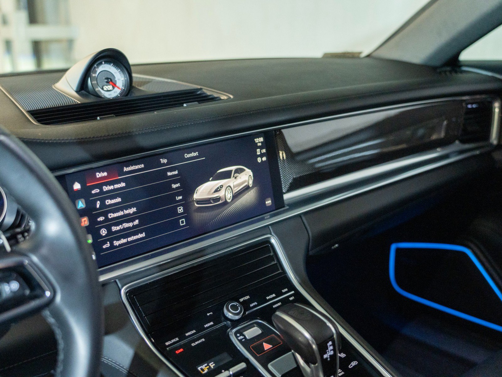 Certified 2023 Porsche Panamera Platinum Edition RWD image 21
