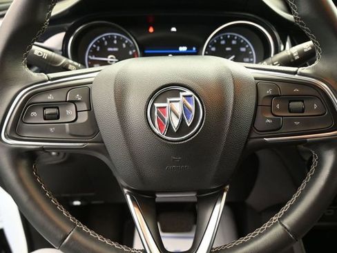 Used 2022 Buick Encore GX Select image 17