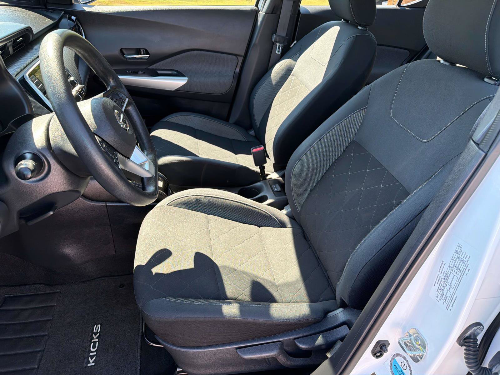 Used 2019 Nissan Kicks S FWD image 30