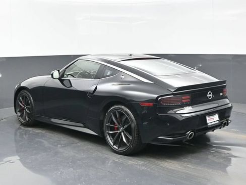 Used 2024 Nissan Z Performance w/ Floor Mat Package RWD image 3
