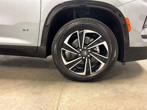 New 2026 Buick Enclave Sport Touring w/ Power Package image 21