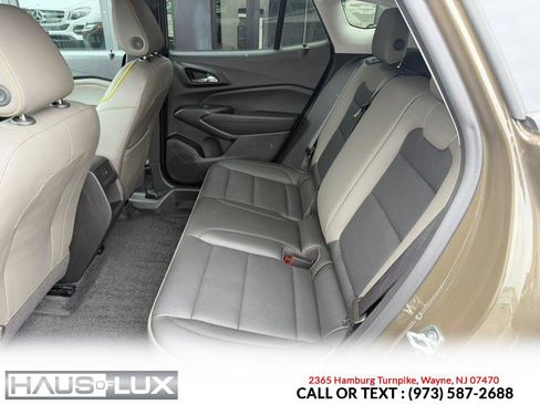 Used 2024 Chevrolet Trax ACTIV image 10