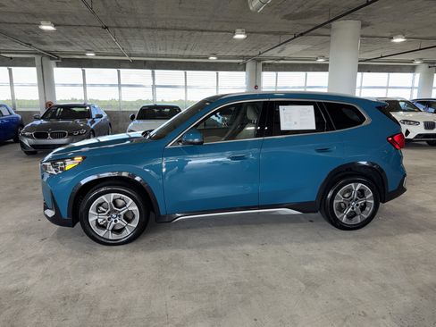 Used 2025 BMW X1 xDrive28i w/ Technology Package AWD/4WD image 5