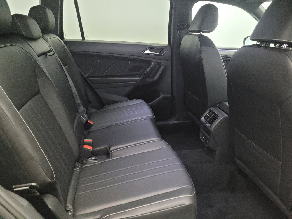 Used 2022 Volkswagen Tiguan SE R-Line AWD/4WD image 19