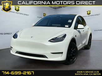Used 2022 Tesla Model Y Long Range video 1