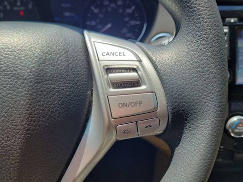 Used 2016 Nissan Rogue SV w/ SV Premium Package FWD image 26