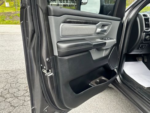 Used 2021 RAM 1500 Big Horn AWD/4WD image 31