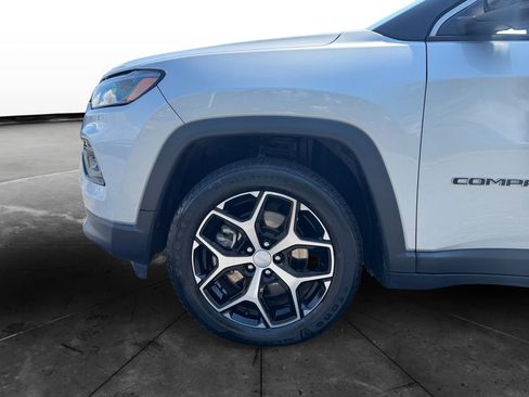 Used 2024 Jeep Compass Limited AWD/4WD image 14
