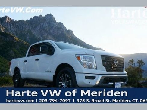 Used 2024 Nissan Titan SV w/ SV Convenience Package AWD/4WD image 1