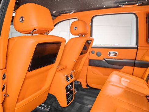 Used 2020 Rolls-Royce Cullinan image 22
