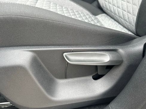 New 2026 Volkswagen Tiguan S FWD image 52