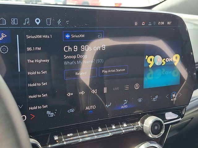 Used 2024 Chevrolet Blazer EV LT AWD/4WD image 18