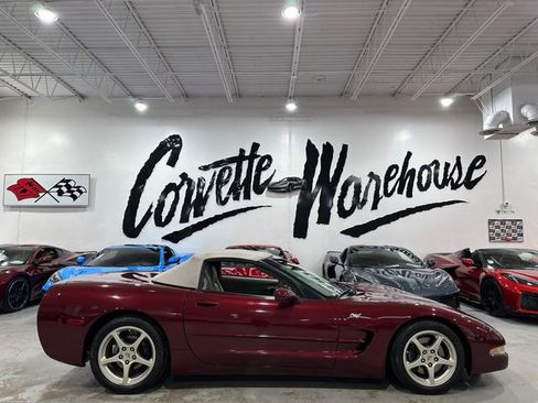 Used 2003 Chevrolet Corvette Convertible w/ Preferred Equipment Group1 RWD image 9