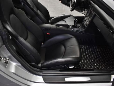 Used 2005 Porsche 911 Carrera RWD image 22