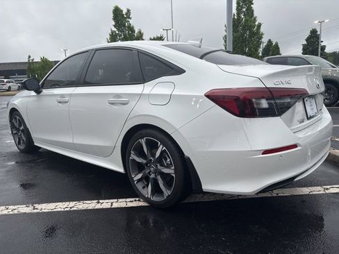 Used 2025 Honda Civic Sport Touring image 10